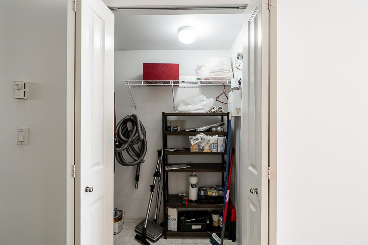 Staircase Photo of 4 7179 18th Avenue, Burnaby, BC