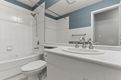 Primary Bathroom Photo of 418 1242 Town Centre Boulevard, Coquitlam, BC