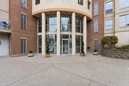 102 33731 Marshall Road, Abbotsford, BC, Abbotsford — Apartment/Condo for sale