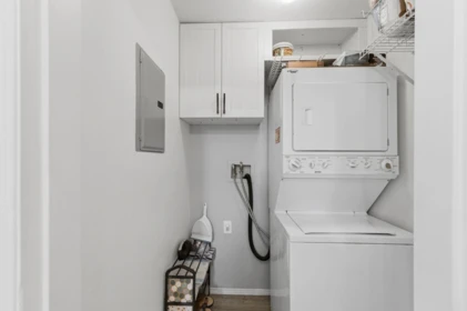Hallway Photo of 102 33731 Marshall Road, Abbotsford, BC