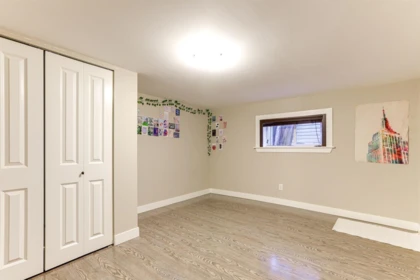 Hallway Photo of 9420 157 Street, Surrey, BC