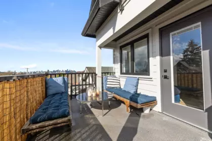 2558 Dundas Street, Vancouver, BC, Vancouver — Half Duplex for sale
