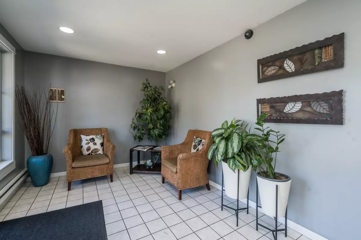 Dining Area Photo of 205 2435 Center Street, Abbotsford, BC