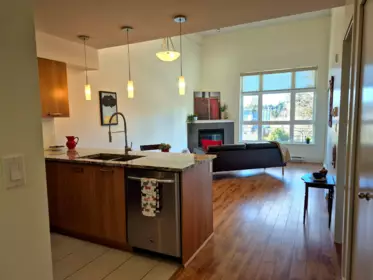 306 5682 Wharf Avenue, Sechelt, BC, Sechelt — Apartment/Condo for sale
