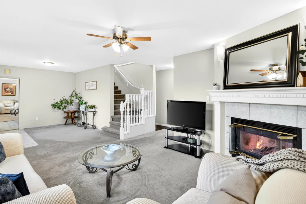 Family Room Photo of 12440 Ansell Street, Maple Ridge, BC
