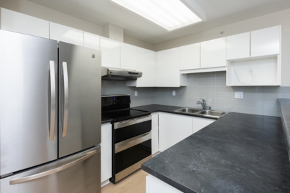 Breakfast Nook Photo of 1504 13880 101 Avenue, Surrey, BC