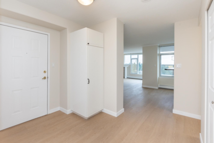 1504 13880 101 Avenue, Surrey, BC, Surrey — Apartment/Condo for sale