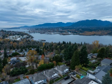 Backyard Photo of 34 N Hythe Avenue, Burnaby, BC