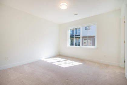 Basement Recreation Room Photo of 37 20246 81 Avenue, Langley, BC