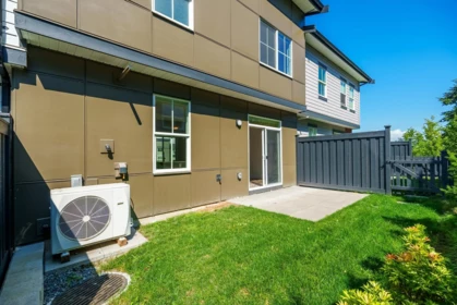 Swimming Pool Photo of 37 20246 81 Avenue, Langley, BC