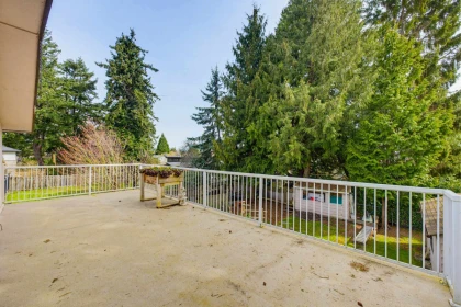 Loft / Bonus Room Photo of 466 55 Street, Delta, BC