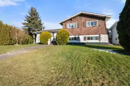 Staircase Photo of 45492 Spartan Crescent, Chilliwack, BC
