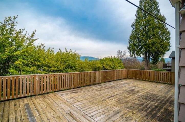 Dining Area Photo of 7725 Berkley Street, Burnaby, BC