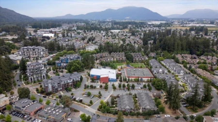 Front Yard Photo of 222 45530 Market Way, Chilliwack, BC