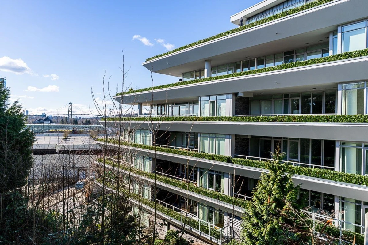 Exterior Rear Photo of 401 768 Arthur Erickson Place, West Vancouver, BC