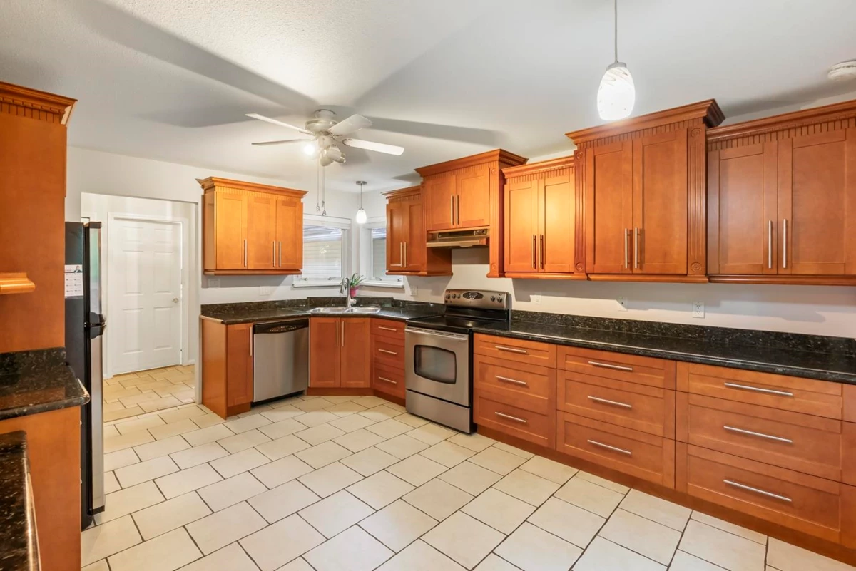 Family Room Photo of 115 10172 141 Street, Surrey, BC