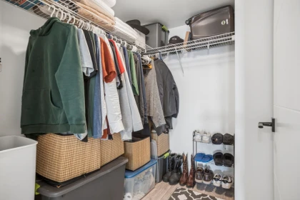 Walk-In Closet Photo of 319 630 E Broadway, Vancouver, BC