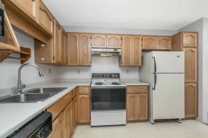 Kitchen Photo of 310 33535 King Road, Abbotsford, BC