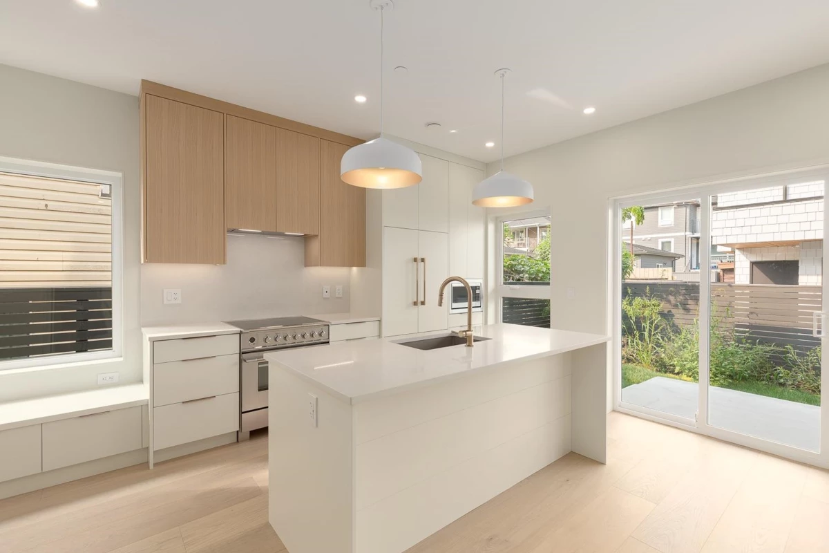 Family Room Photo of 5407 Wales Street, Vancouver, BC