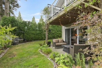Swimming Pool Photo of 18 16888 80 Avenue, Surrey, BC