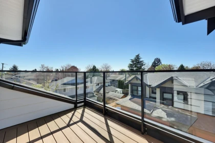 Fitness Center Photo Near 11 10233 No. 2 Road, Richmond, BC