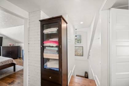 Powder Room Photo of 5695 Riverside Street, Abbotsford, BC