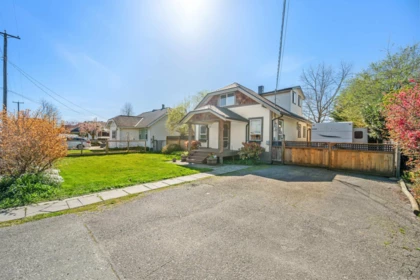Swimming Pool Photo of 5695 Riverside Street, Abbotsford, BC