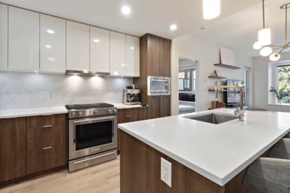 Kitchen Photo of 214 2188 Madison Avenue, Burnaby, BC