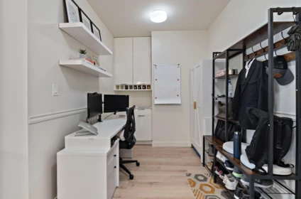 Loft / Bonus Room Photo of 214 2188 Madison Avenue, Burnaby, BC
