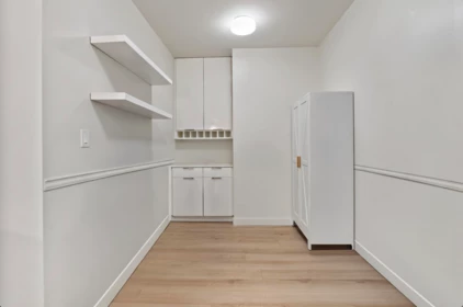 Office / Den Photo of 214 2188 Madison Avenue, Burnaby, BC