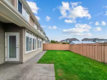 Swimming Pool Photo of 3580 Semlin Drive, Richmond, BC