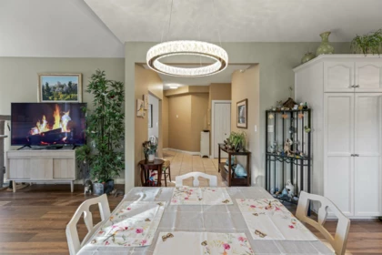 Kitchen Photo of 32976 Hawthorne Avenue, Mission, BC