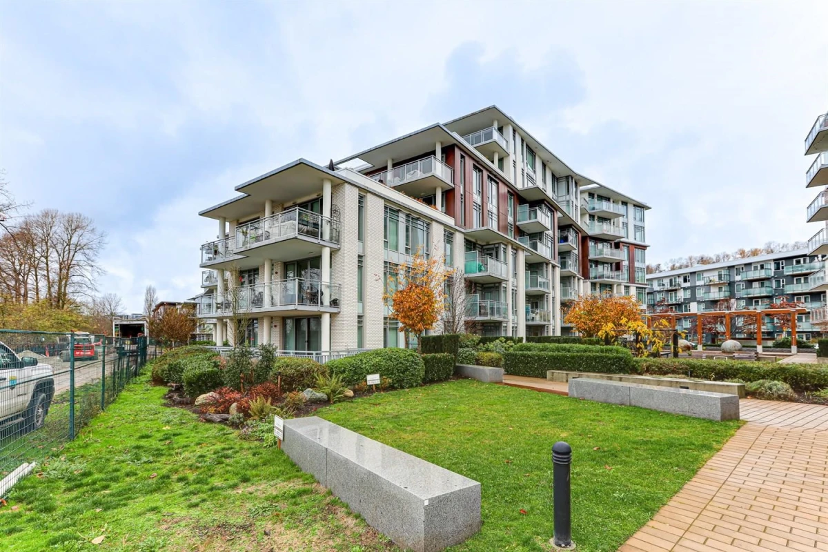 Living Room Photo of 108 3188 Riverwalk Avenue, Vancouver, BC
