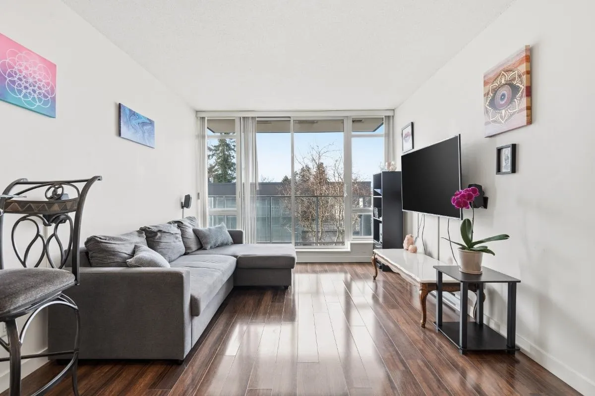 Family Room Photo of 319 4818 Eldorado Mews, Vancouver, BC