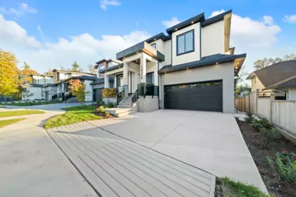 Kitchen Photo of 16178 78 Avenue, Surrey, BC