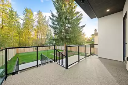Swimming Pool Photo of 16178 78 Avenue, Surrey, BC