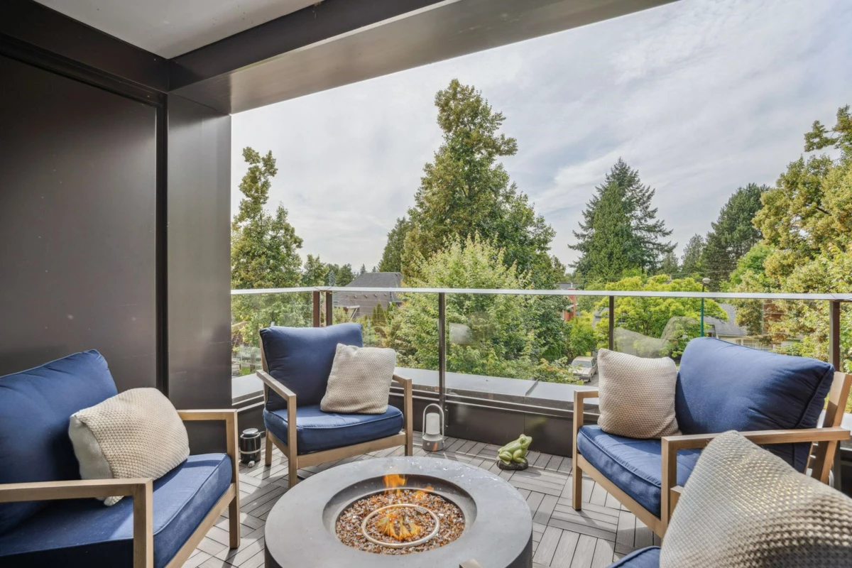 Dining Area Photo of 304 7128 Adera Street, Vancouver, BC