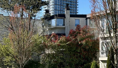 Entry Foyer Photo of 6 1375 W 10th Avenue, Vancouver, BC