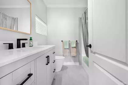 Laundry Room Photo of 235 Pembina Street, New Westminster, BC