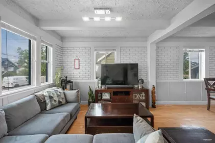 Office / Den Photo of 235 Pembina Street, New Westminster, BC