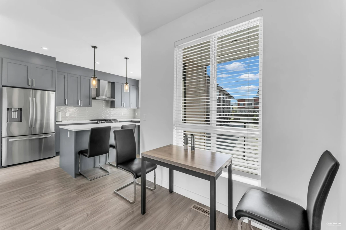 Dining Area Photo of 13 18887 72a Avenue, Surrey, BC