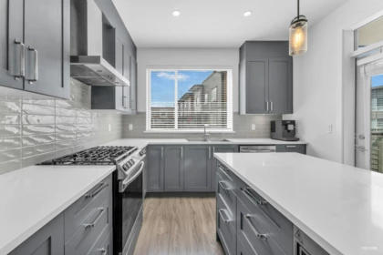 Kitchen Island Photo of 13 18887 72a Avenue, Surrey, BC