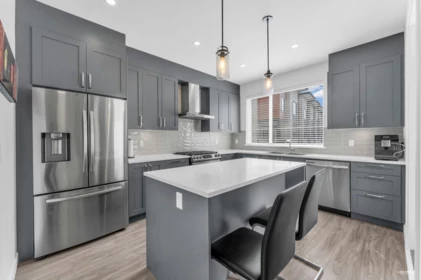 Kitchen Photo of 13 18887 72a Avenue, Surrey, BC