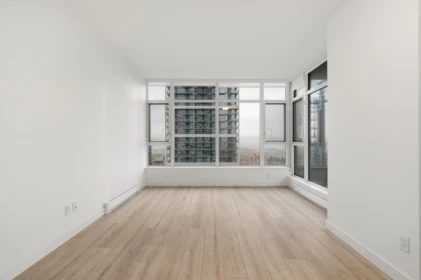 2307 6080 Mckay Avenue, Burnaby, BC, Burnaby — Apartment/Condo for sale