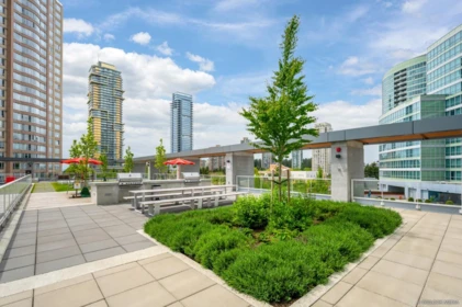 Garden / Landscaping Photo of 2307 6080 Mckay Avenue, Burnaby, BC
