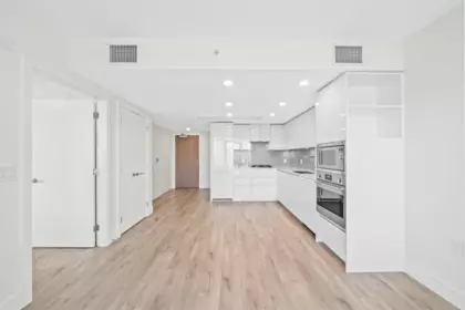Kitchen Island Photo of 1607 10428 Whalley Boulevard, Surrey, BC