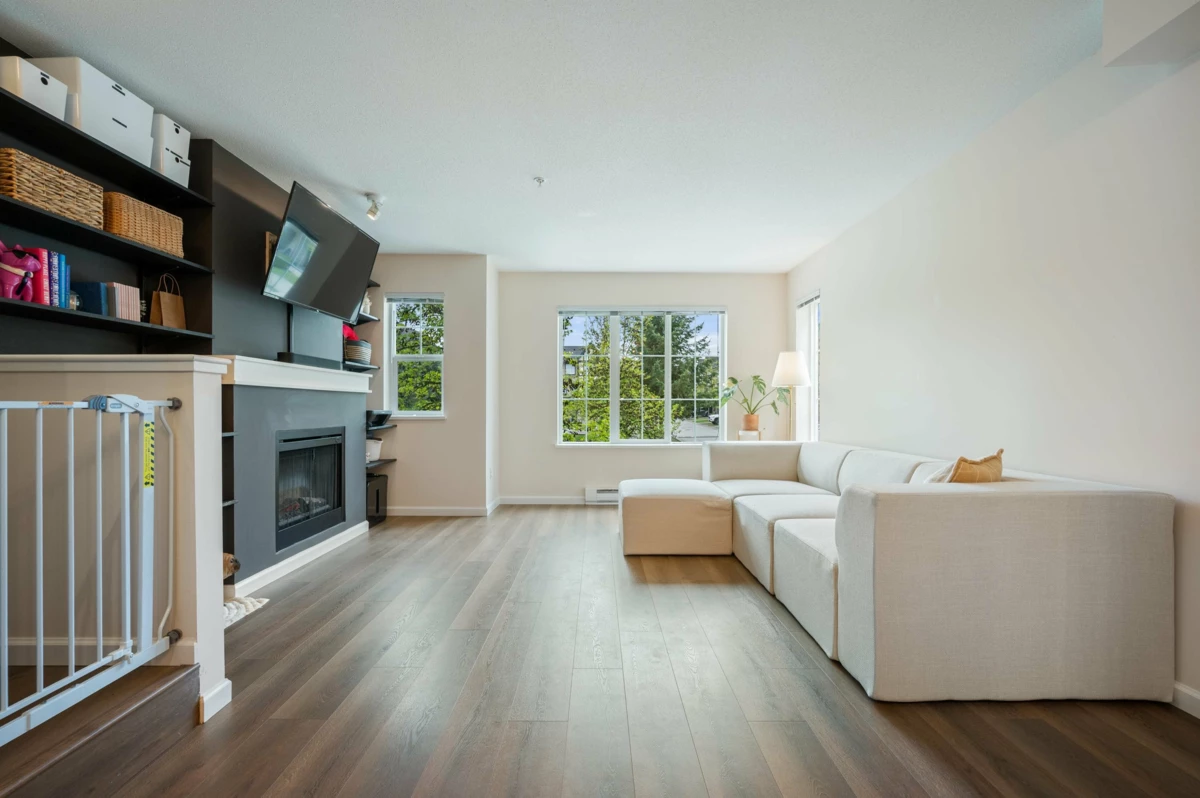 Living Room Photo of 152 20875 80 Avenue, Langley, BC