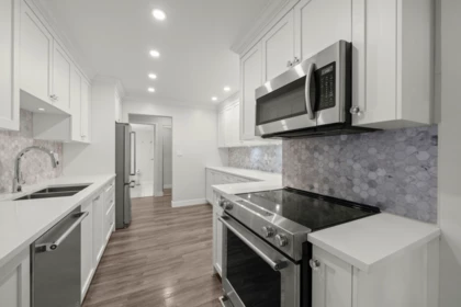 211 4111 Francis Road, Richmond, BC, Richmond — Apartment/Condo for sale