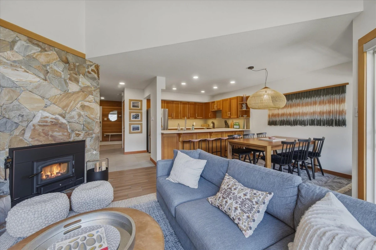 Family Room Photo of 32 6127 Eagle Ridge Crescent, Whistler, BC