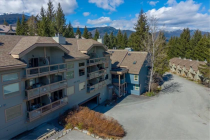 Garden / Landscaping Photo of 32 6127 Eagle Ridge Crescent, Whistler, BC